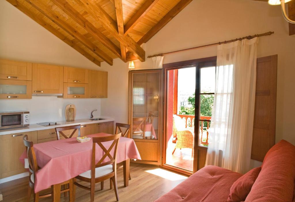 Apartamentos Rurales Antojanes Гранда Экстерьер фото