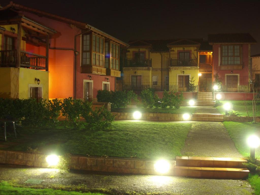 Apartamentos Rurales Antojanes Гранда Экстерьер фото